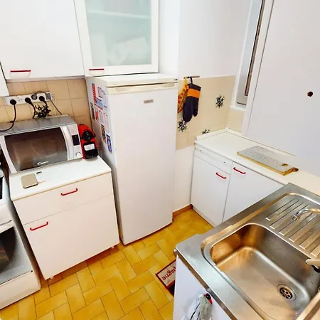 Saint Pierre - Giotto - Agreable Studio Climatise En Rdc Au Calme En Plein Centre Mae-9224 Apartmán Menton